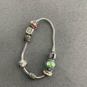 Bracelet